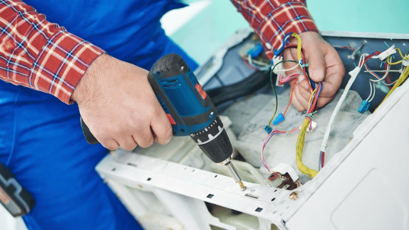 Arnavutköy Maytag Maytag çamaşır makinesi kart tamiri – Su almama arızası orijinal parça ile giderildi. - Teknik servis örneği